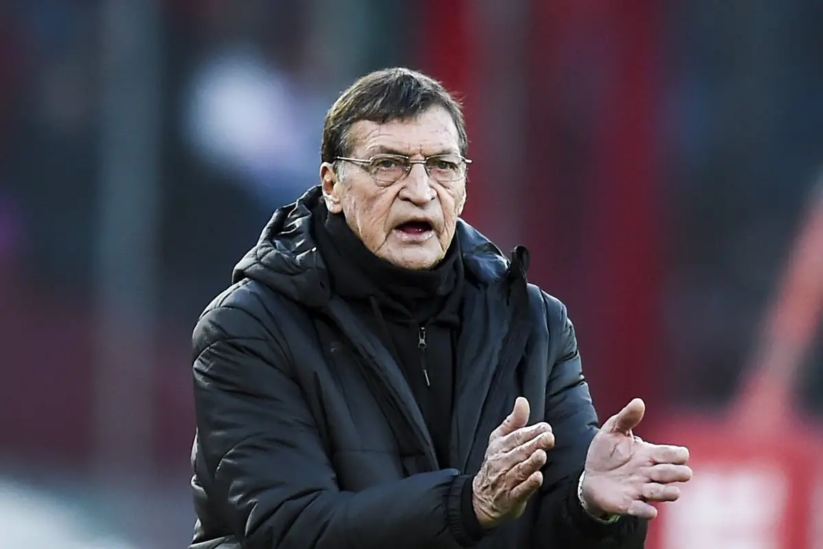 DESAFÍO ACEPTADO. Julio César Falcioni firmará su contrato este miércoles con Atlético.