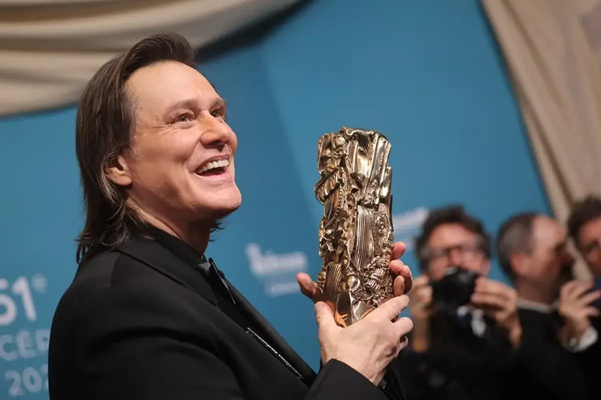Jim Carrey recibe el César de Honor y devela información poco conocida de su origen