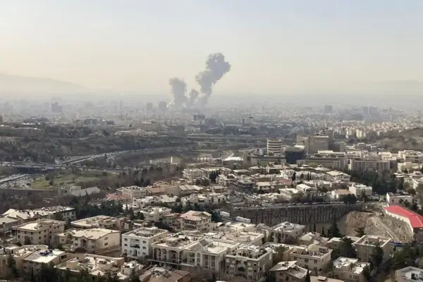 Qatar frustró una ofensiva con misiles contra su territorio y cerró el espacio aéreo