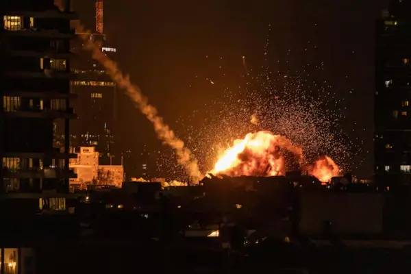 Irán respondió al ataque y lanzó misiles contra Tel Aviv: un muerto y más de 20 heridos