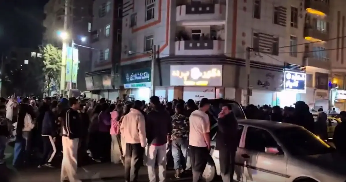 ECOS. En las calles de Teherán se escucharon gritos y bocinazos.