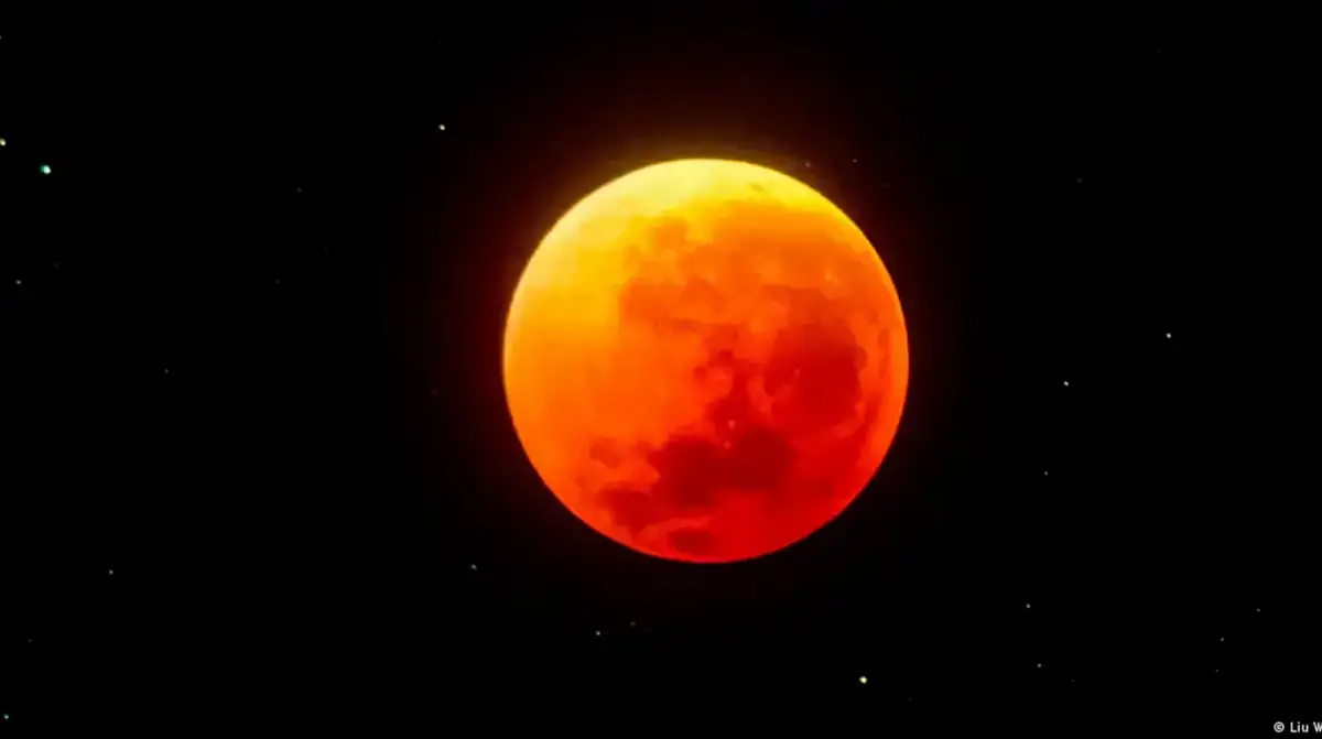 El eclipse lunar del 3 de marzo ocurrirá por la mañana en Argentina. Imagen: Liu Wei/Xinhua/picture alliance/DW News