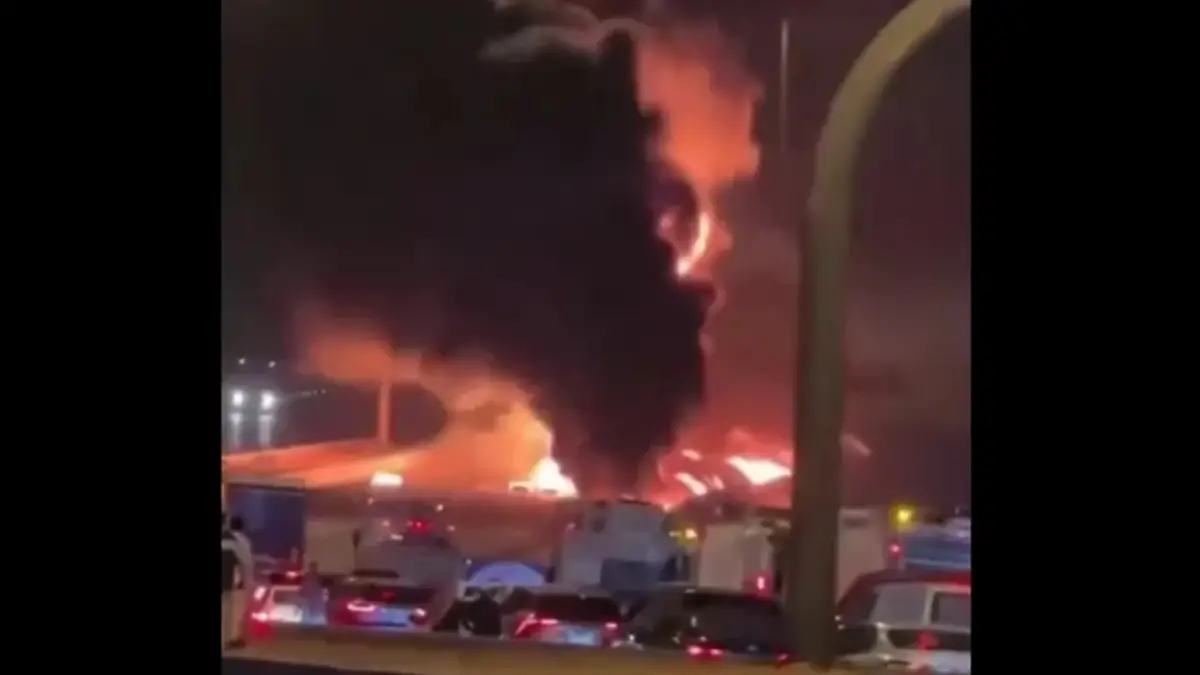 Dos drones iraníes impactaron contra la embajada de Estados Unidos en Arabia Saudita y reavivan la tensión regional