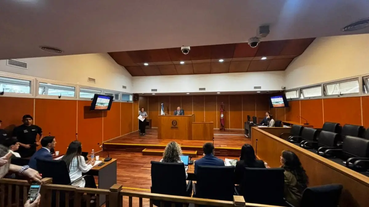 Sala de audiencias. Así se vivió la primera jornada del juicio por jurados en Salta. Foto Santiago Mendieta