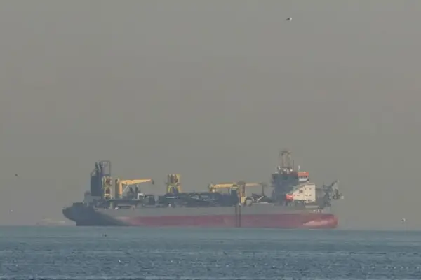 Sube el petróleo y caen las bolsas después de los ataques de Estados Unidos contra Irán