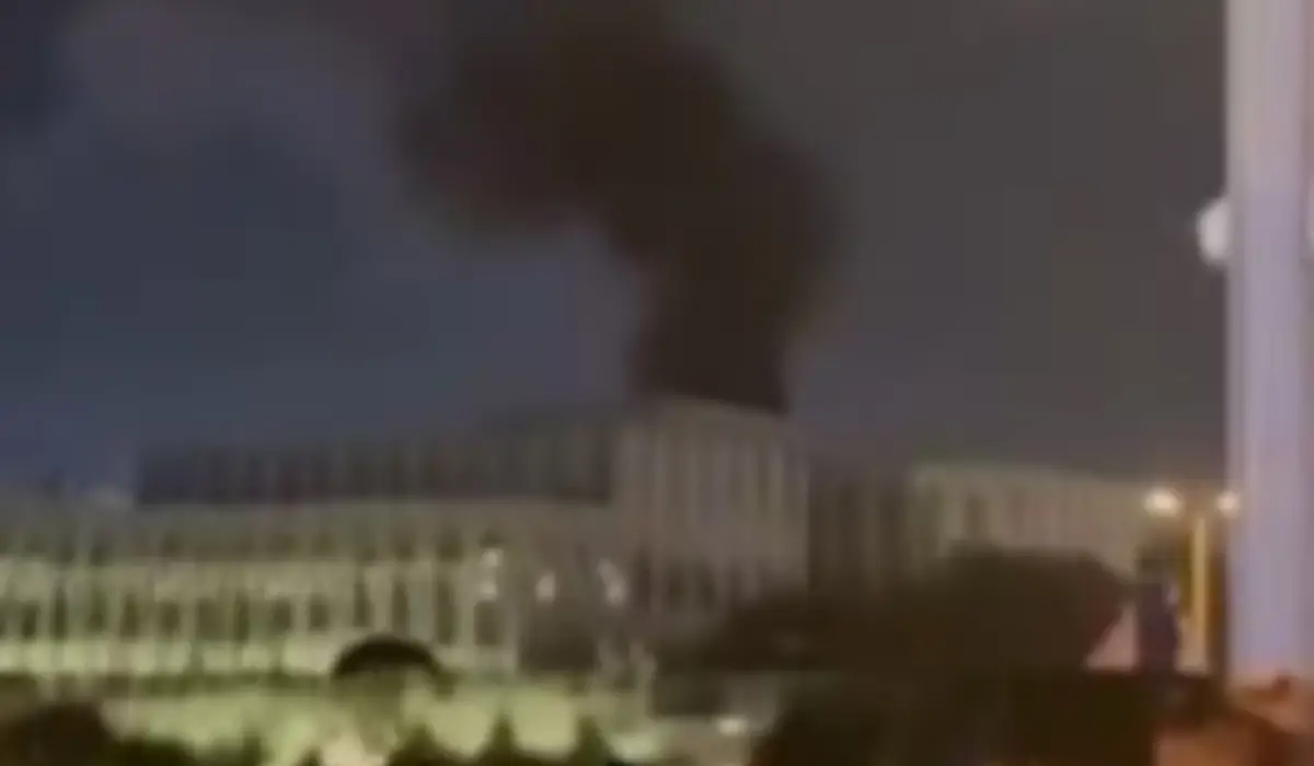 CONFLICTO. Un dron iraní impactó contra el consulado de Estados Unidos en Dubái.