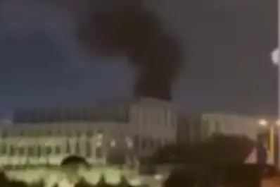 Conflicto en Medio Oriente: un dron iraní impactó contra el consulado de EEUU en Dubái y provocó un incendio