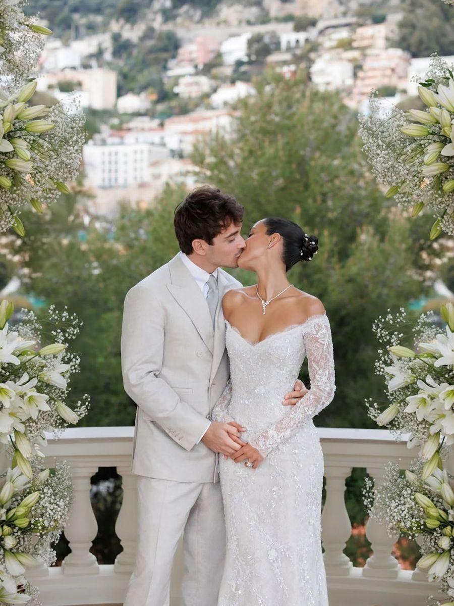 El álbum de fotos y los detalles del casamiento del piloto de F-1 Charles Leclerc y Alexandra Saint Mleux
