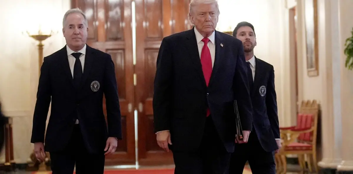 La entrada de Messi junto a Trump y Jorge Mas.