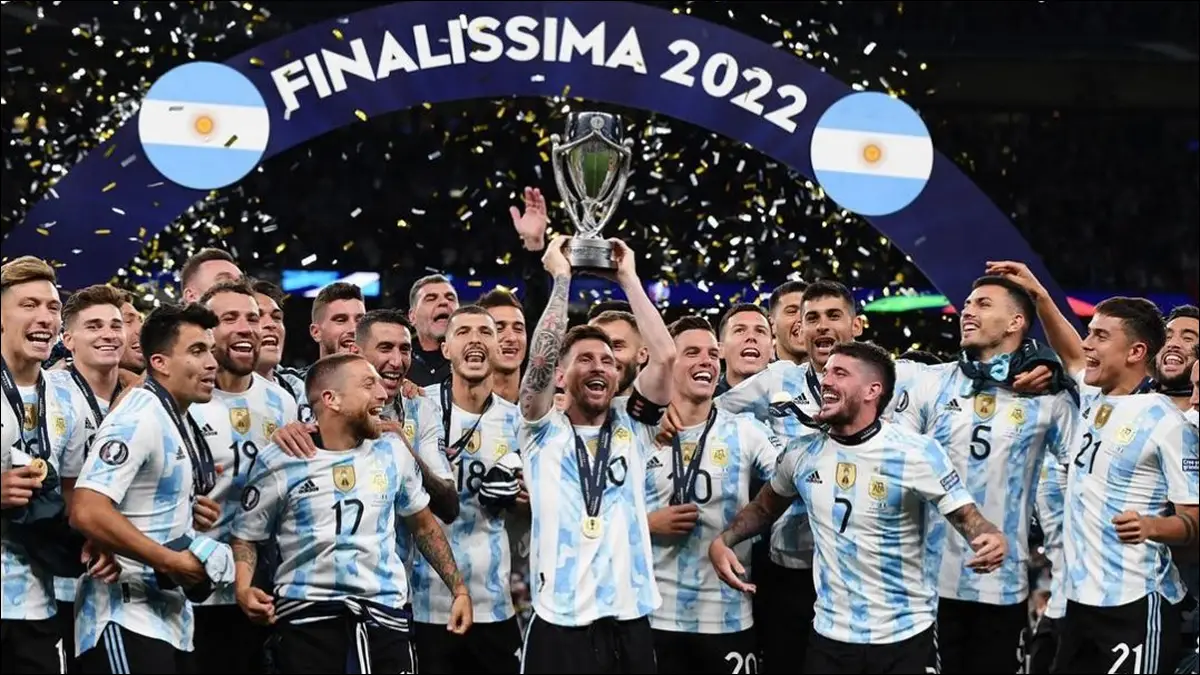 A LA ESPERA. La Selección argentina aguarda una definición sobre la sede del duelo ante España por la Finalissima.