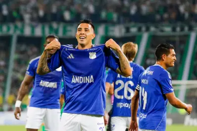 ¿Candidato al Puskás? Mirá el golazo del tucumano Rodrigo Contreras desde mitad de cancha 