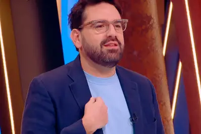 Cómo es la lujosa casa de Damián Betular: diseño, arte y una sorprendente colección