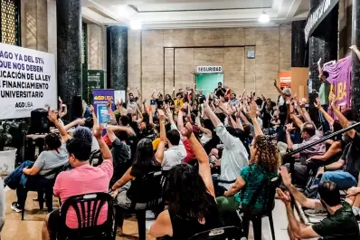 Docentes de la UBA anuncian un paro por tiempo indeterminado desde el 16 de marzo