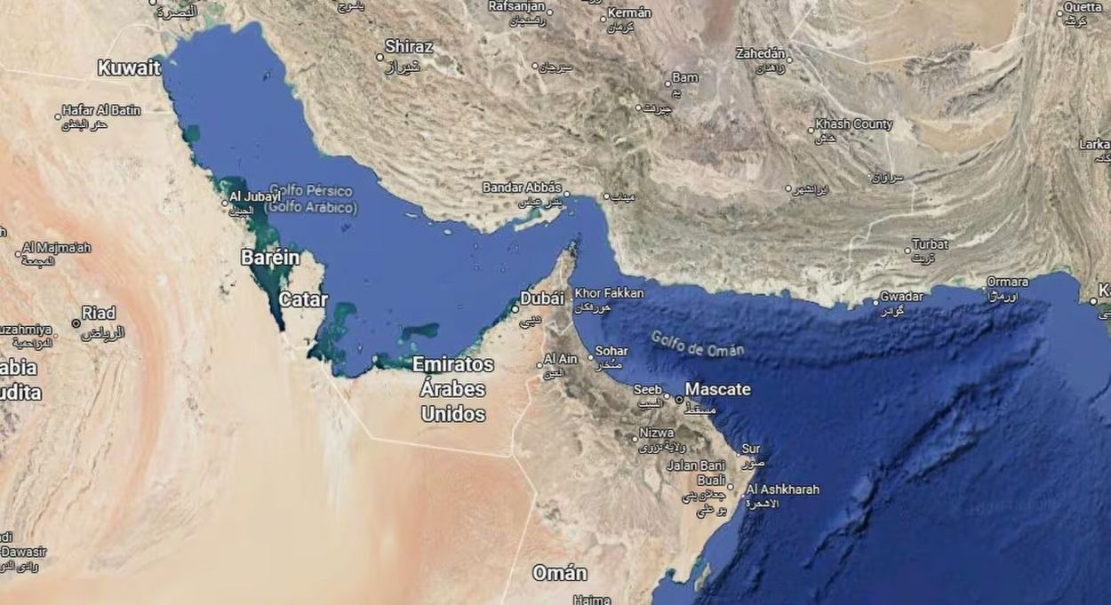 ZONA ROJA. Decenas de cruceros está atrapados en el Golfo Pérsico.