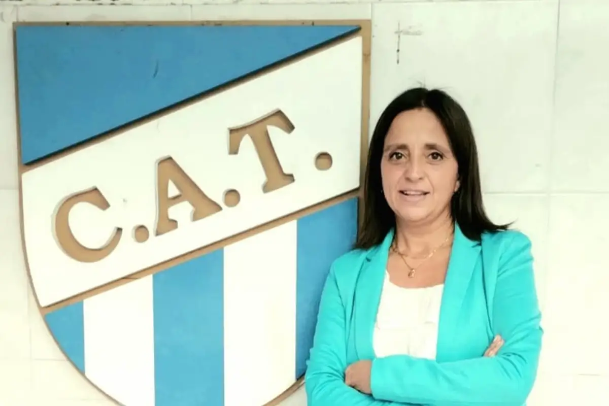 GESTIÓN Y PERTENENCIA. Socia desde 1983, Alejandra Mocoroa resalta la apertura de espacios femeninos en la toma de decisiones de Atlético Tucumán.
