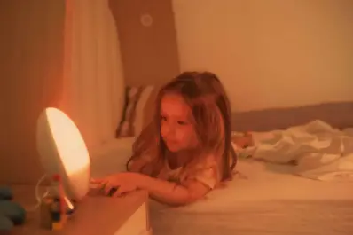 Los despertadores de luz son los dispositivos más respetuosos de la biología del sueño