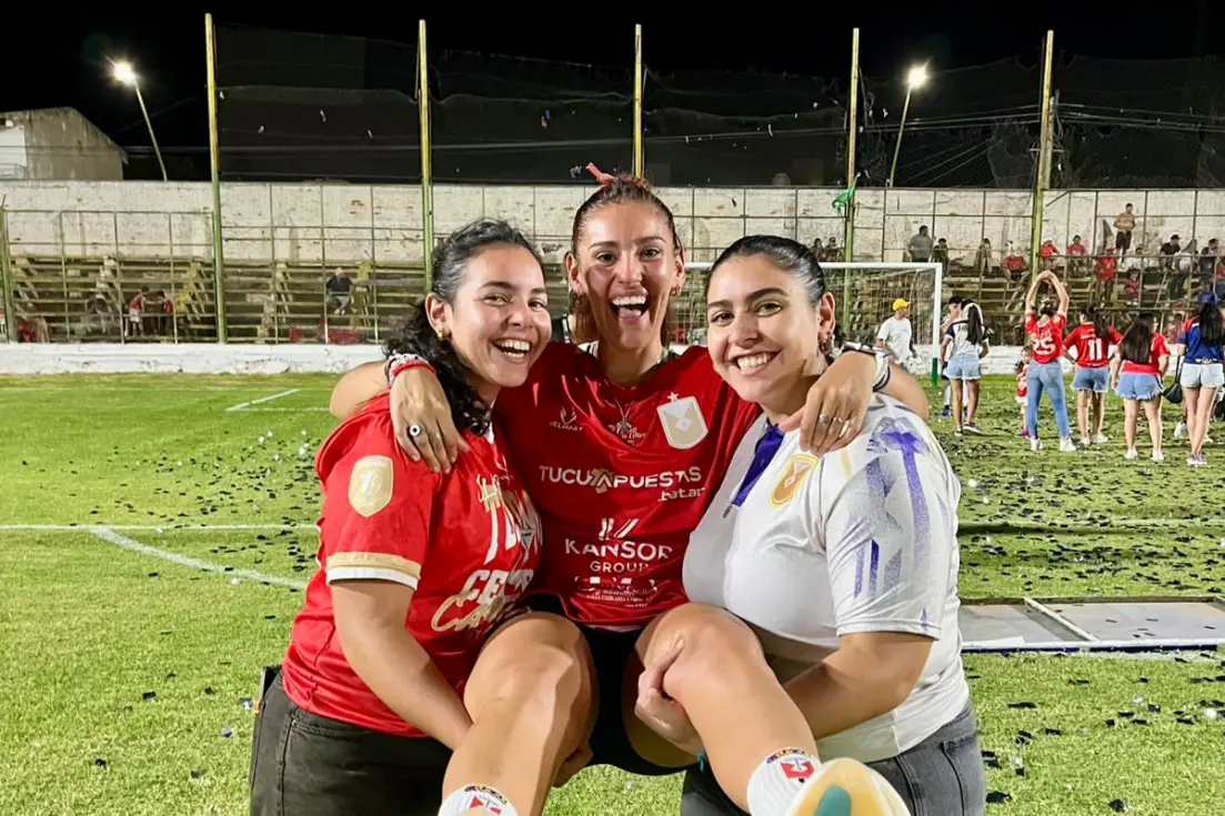 La joven oriunda de Concepción trabaja junto al cuerpo técnico del “Rojo” de Villa Alem