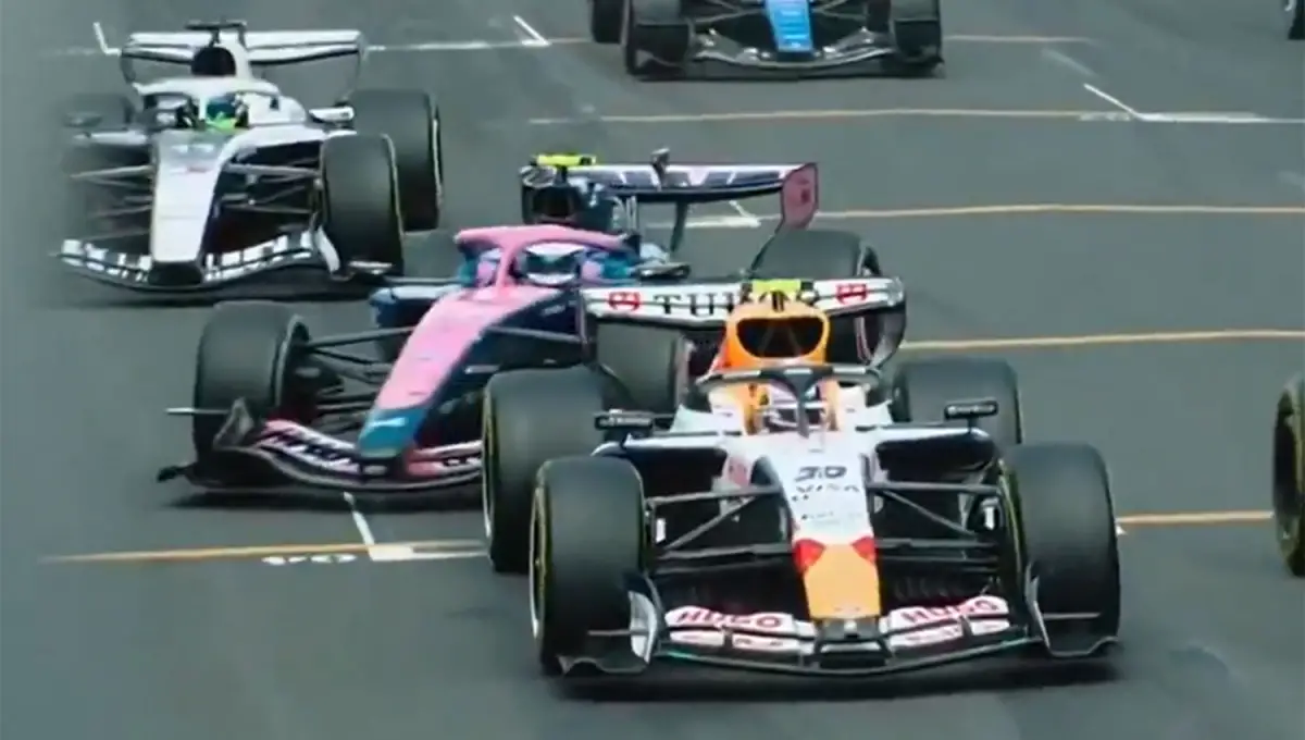 REACCIÓN. Colapinto evitó un desastre segundos después de la largada en Melbourne. 