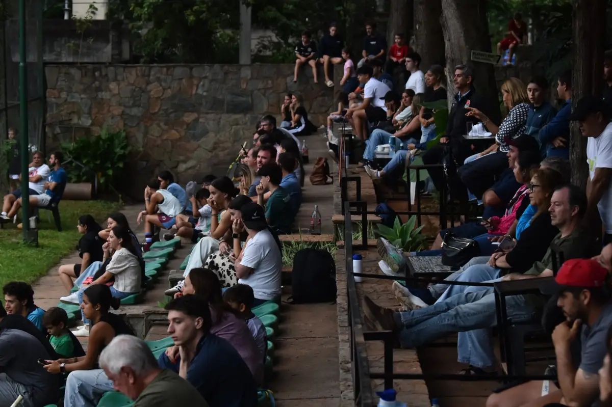 DE LUJO. Los tucumanos aprovecharon para ver buen tenis durante toda la semana en Las Lomitas.