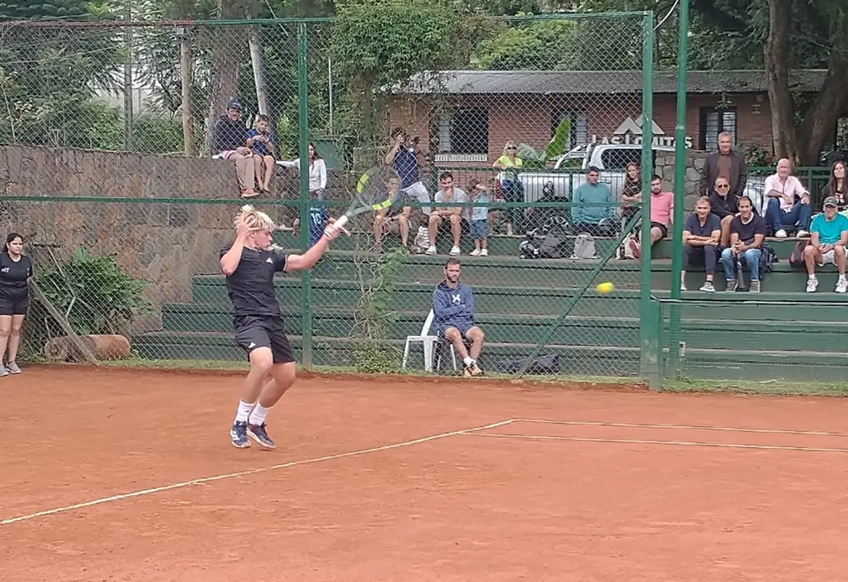 CRACK. El alemán se quedó con el título en Yerba Buena y lo hizo sin perder ningún set. Desde mañana seguirá su calendario en el Challenger de Santiago de Chile.