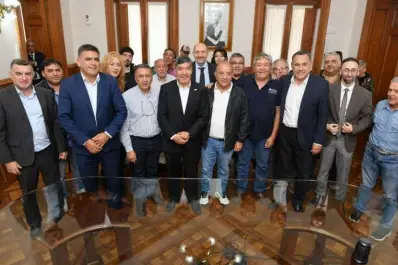 Paritarias 2026: el Gobierno provincial acordó con la sanidad y sólo resta ATEP