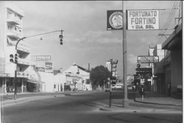 Al mal tiempo: la esquina de Casal y el río de Heráclito