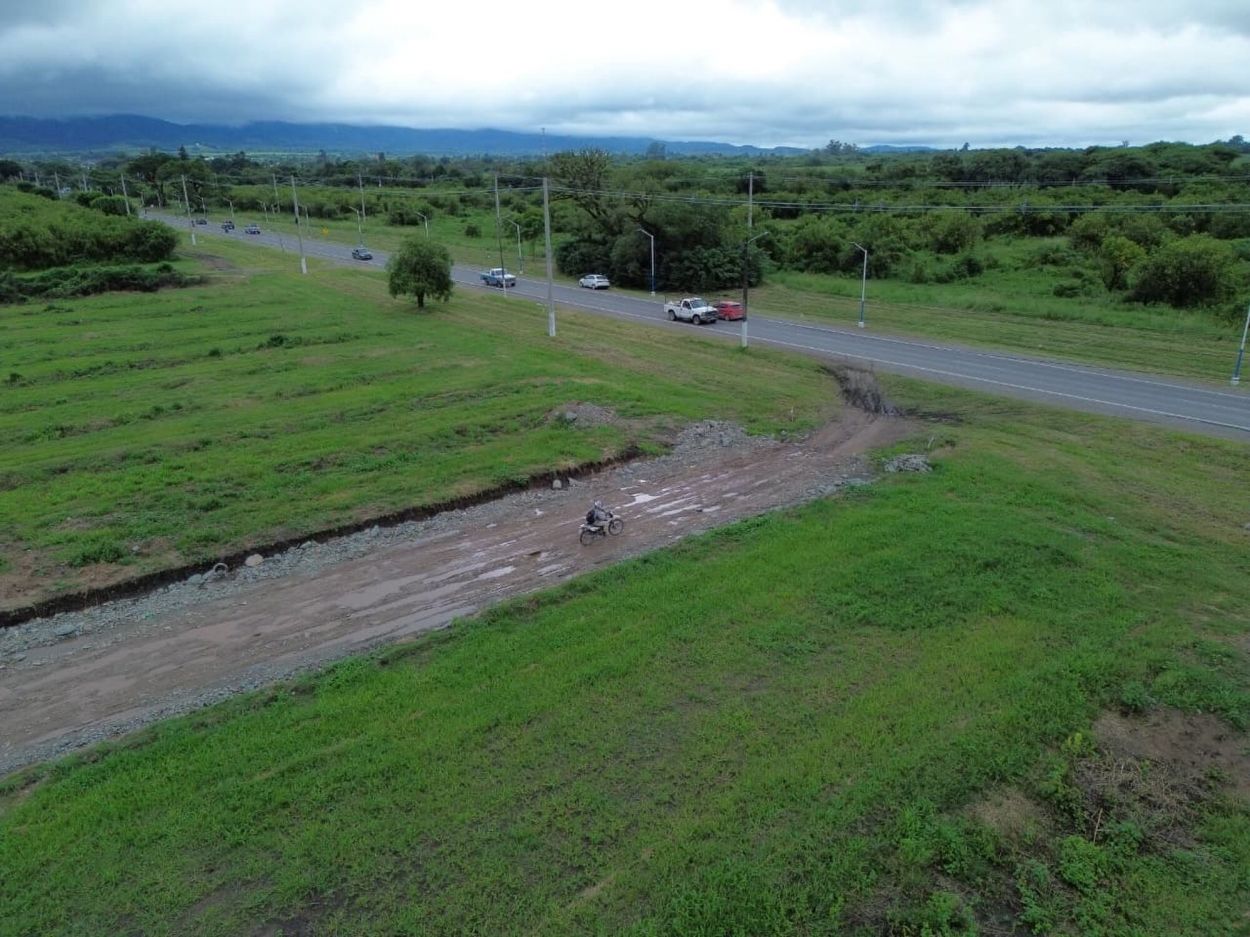 ZONA. LA GACETA sobrevoló un dron sobre la zona de la nueva calle.