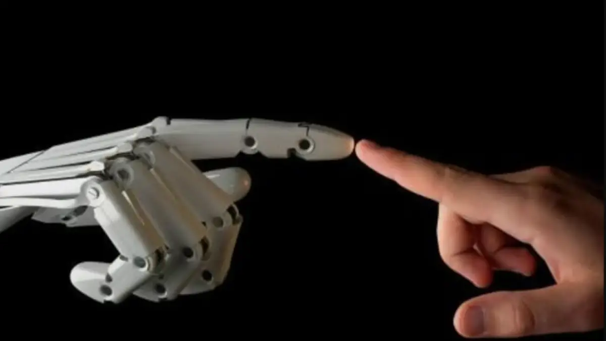 COMBINAR. La creatividad todavía no puede ser imitada por la IA.