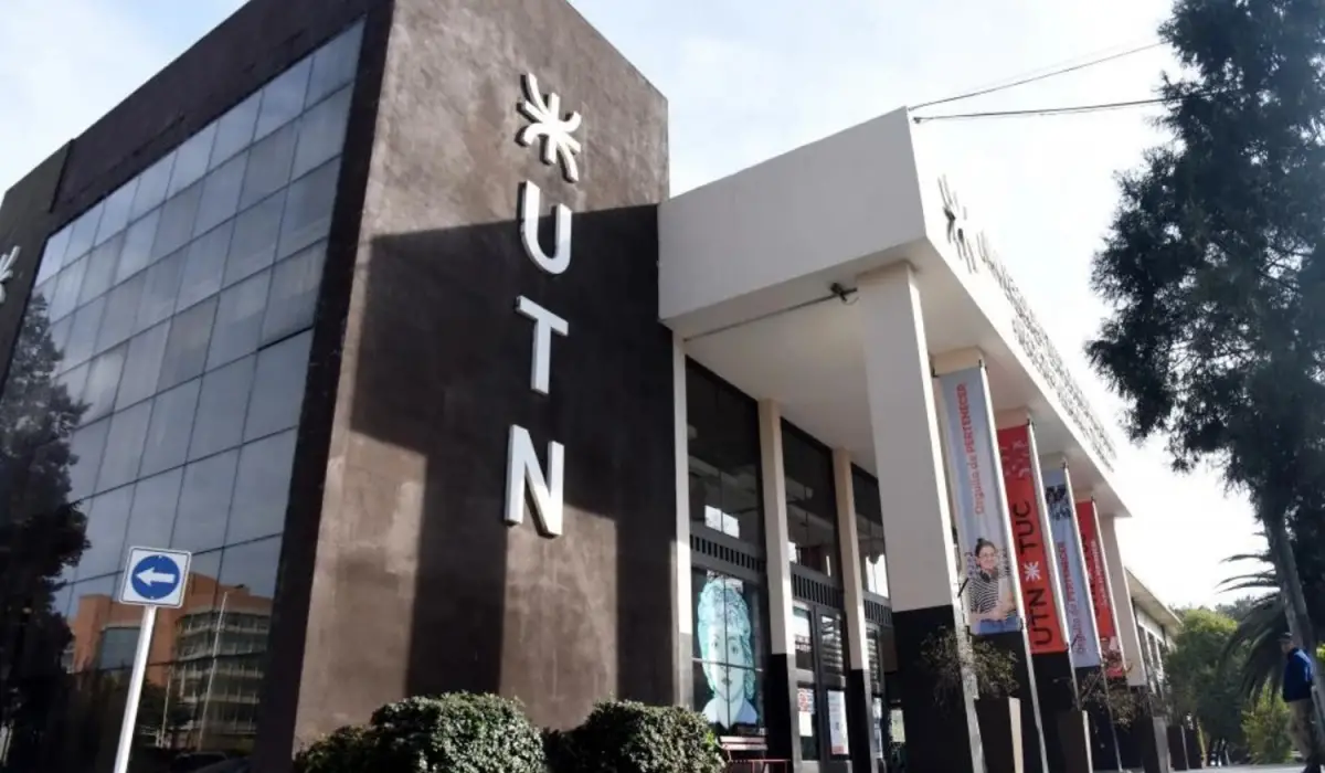 SIN ACTIVIDADES. La UTN Tucumán se sumó a la medida dispuesta por el Gobierno por el temporal. 