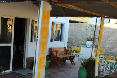 Dos tucumanos se hospedaron en un hotel en Santiago del Estero y escaparon sin pagar