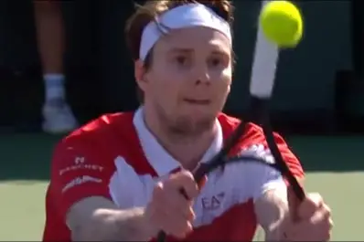 La extravagante definición con el grip que marcó la eliminación de un tenista en Indian Wells