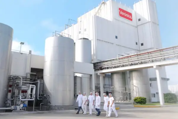 Denuncian lockout patronal en Lácteos Verónica mientras se profundiza su crisis