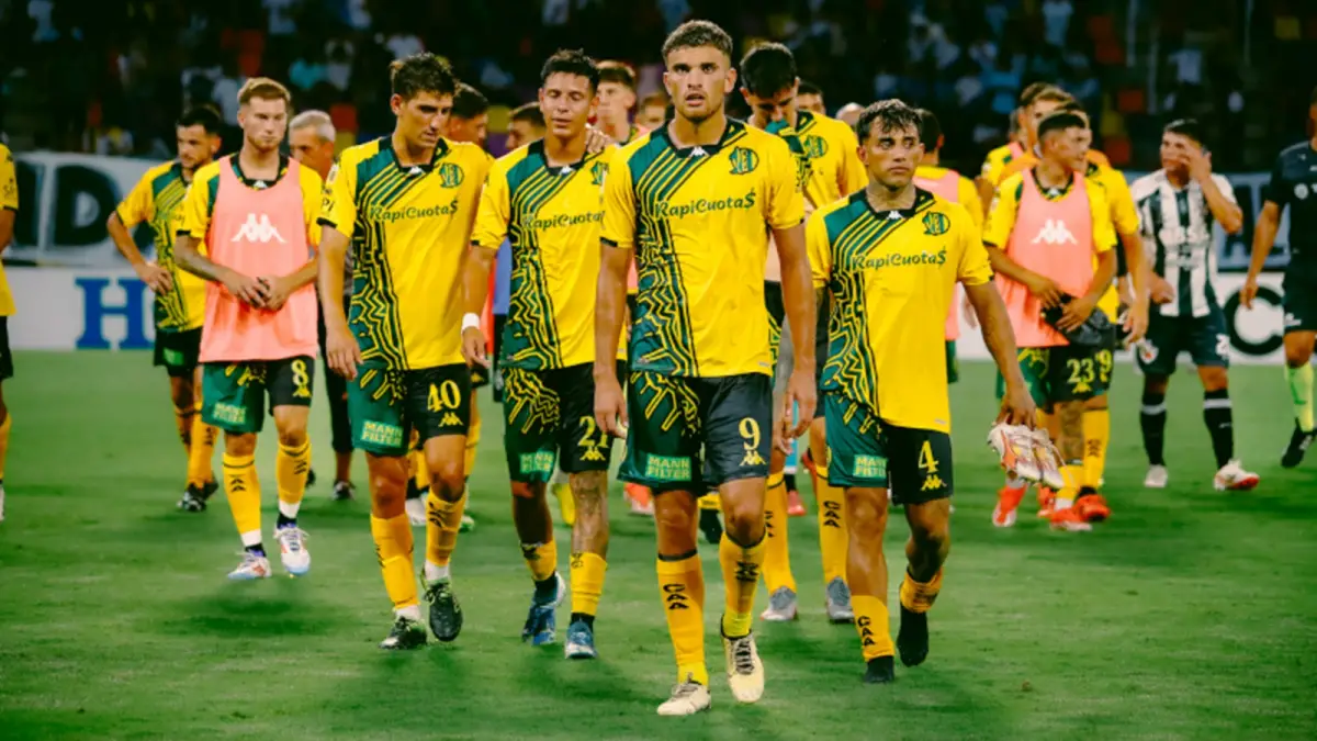 SIN ALEGRÍAS. Aldosivi visita a Atlético con sólo tres puntos, producto de tres empates.