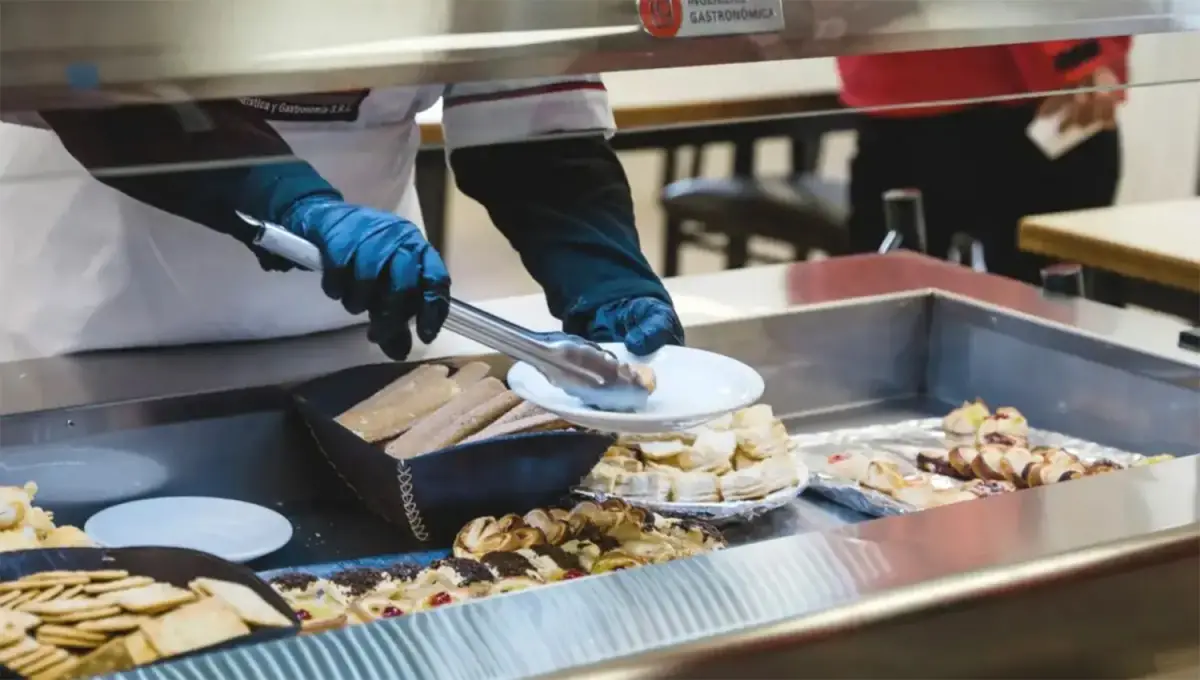 ESTUDIO. Los autores identificaron situaciones en las que los trabajadores enfrentan situaciones de privaciones alimentarias o condiciones laborales que complican sus rutinas.