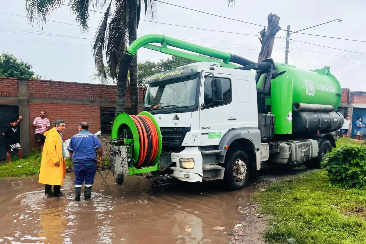 El Municipio lleva asistencia a vecinos de la capital afectados por el temporal