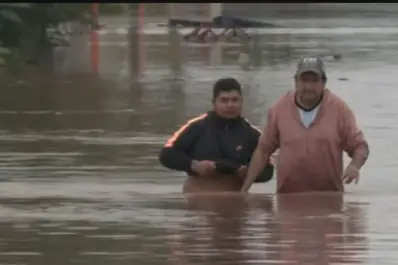 “Lo poco que tenemos se lo lleva el agua”: el dramático testimonio de las familias inundadas en La Madrid