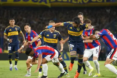 Boca empató con San Lorenzo y volvió a irse silbado de La Bombonera
