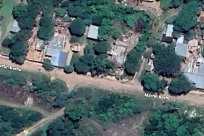 Detuvieron a Mono con Minifalda, acusado de asaltar a un sereno y robarle la moto