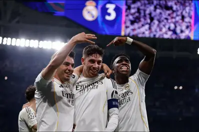 Real Madrid goleó a Manchester City y quedó muy cerca de los cuartos de final