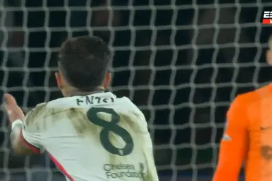 Video: la bronca de Enzo Fernández con su arquero tras la derrota de Chelsea en la Champions League