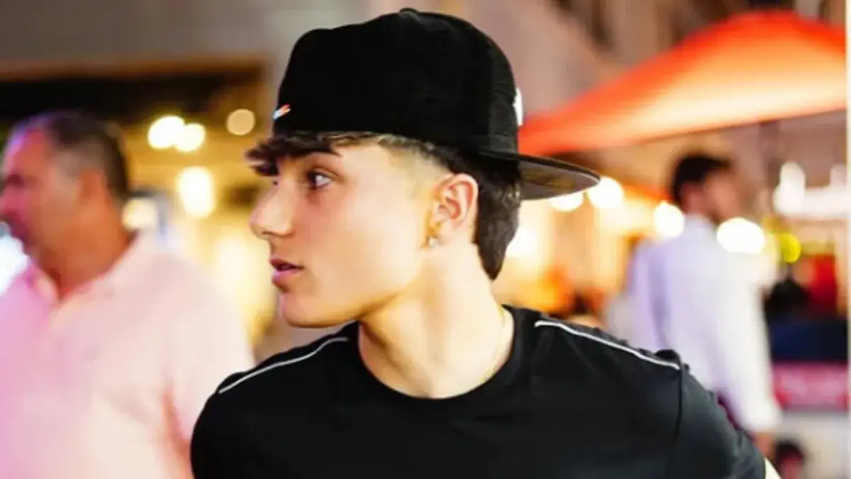 Filmaron al influencer Santiago Motolo efectuando disparos en la Vila 31