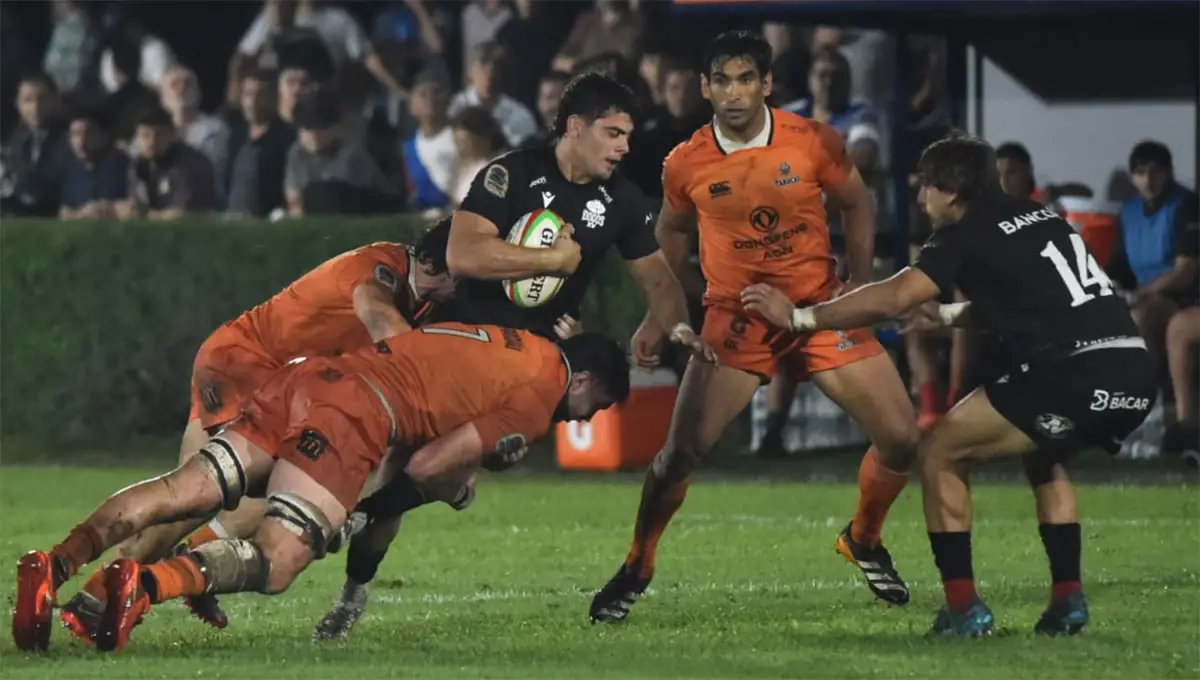 PARTIDAZO. Tarucas tendrá la difícil misión de proteger la cima ante el poderoso Pampas, que lo visitará esta noche, en Lawn Tennis.