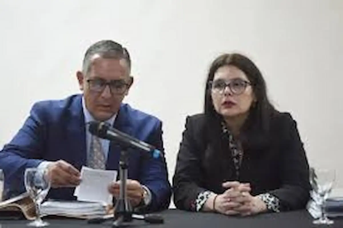 La ex jueza Ballesteros y su abogado Gustavo Morales