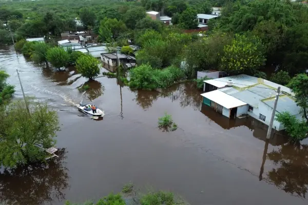 Restablecen el servicio móvil en La Madrid tras el temporal que dejó a la localidad anegada y sin luz