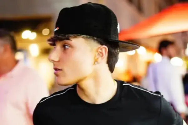 Quién es el actor de Disney y El marginal que fue filmado disparando al aire en la Villa 31