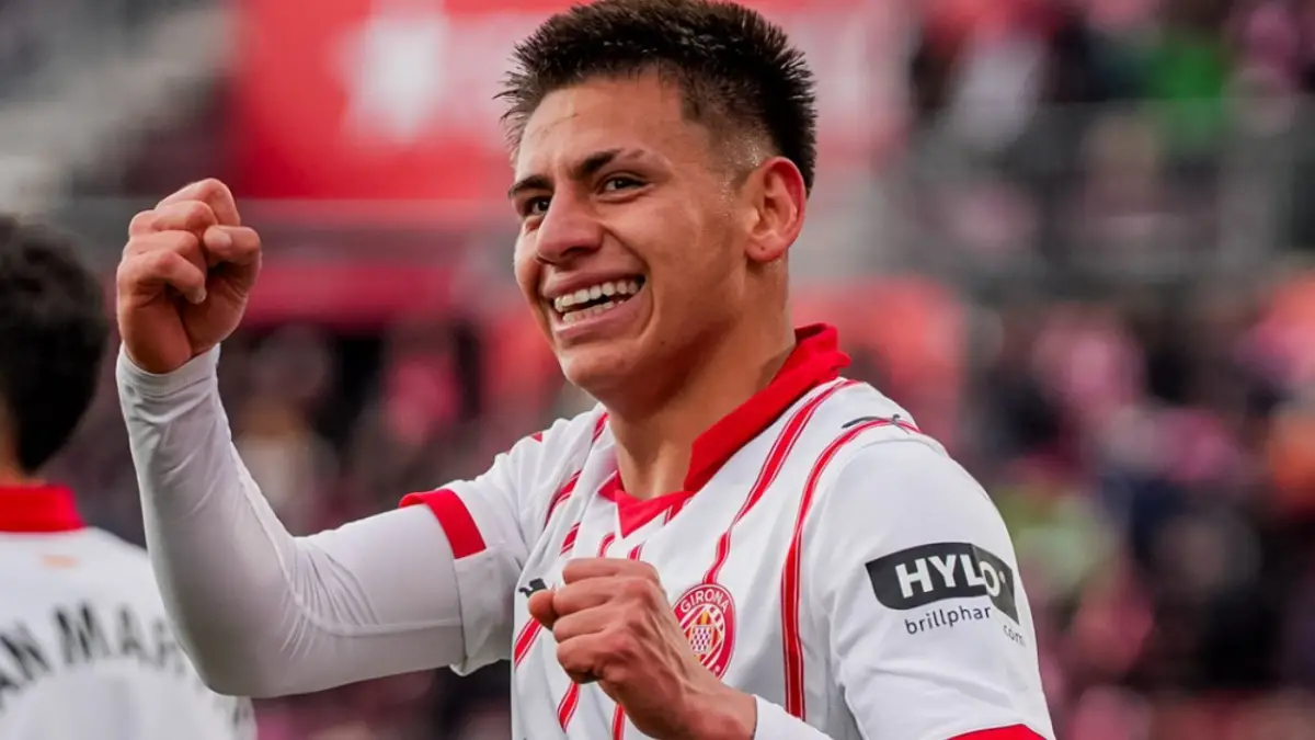 ¡Show del Diablito! Echeverri brilló con un golazo y una asistencia de chilena en el triunfo del Girona