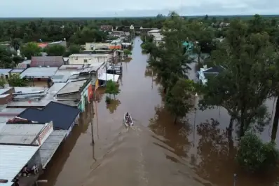 La Libertad Avanza denunció que el Gobierno trabó la ayuda de militantes a los inundados