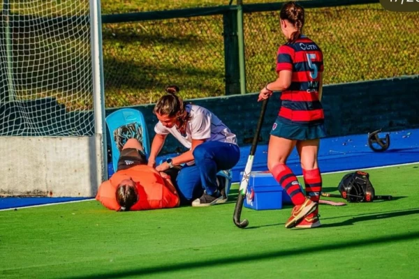 Guardias, libros y hockey: la doble vida de la delantera de Tucumán Rugby