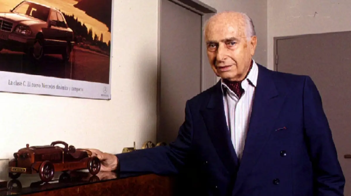 Subastarán en Mónaco objetos históricos de Juan Manuel Fangio y crece la polémica por su destino