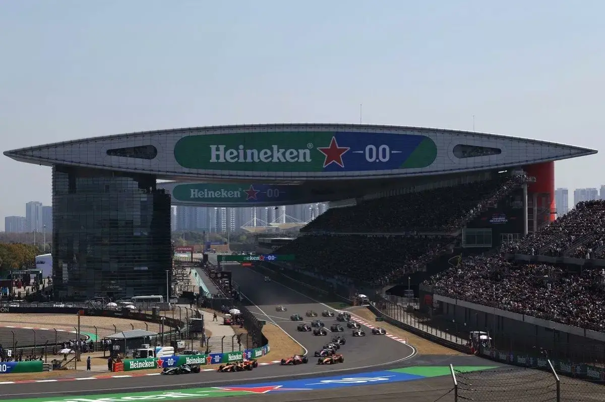 Multitud en el GP de Shanghai